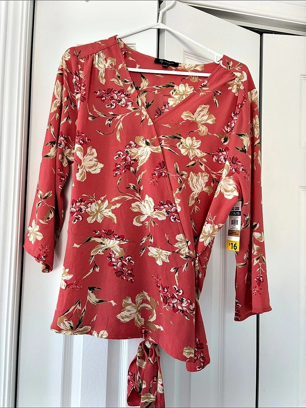My Morgan Floral Blouse in Pink & White Size XL (16) NWT